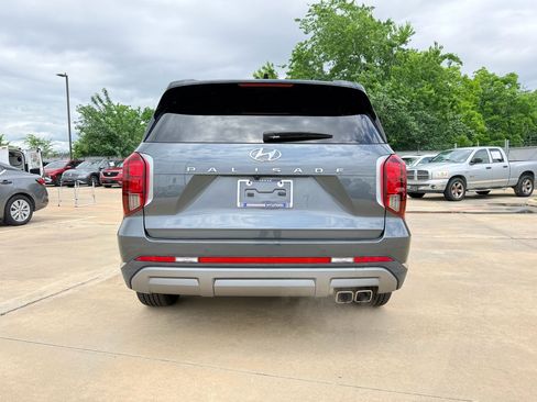 Used 2023 Hyundai Palisade Limited FWD image 7