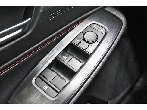 New 2026 Nissan Sentra SR w/ SR Premium Package FWD image 18