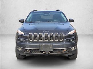 Used 2017 Jeep Cherokee Trailhawk video 2