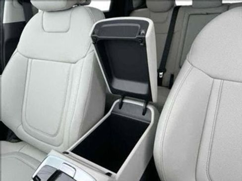 New 2025 Hyundai Tucson SEL image 17