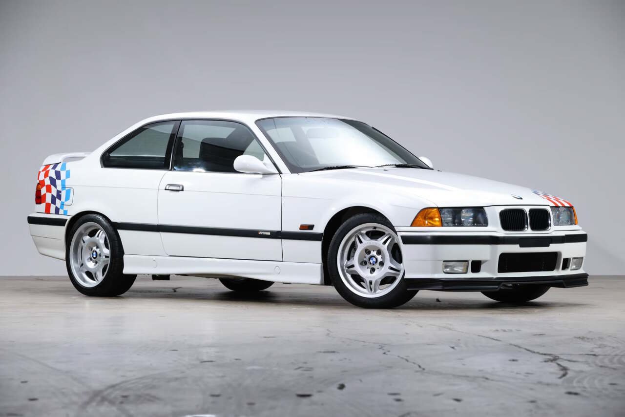 Used 1995 BMW M3 Coupe RWD image 1