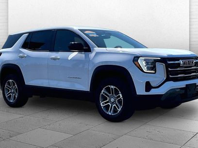 Used 2025 GMC Terrain Elevation