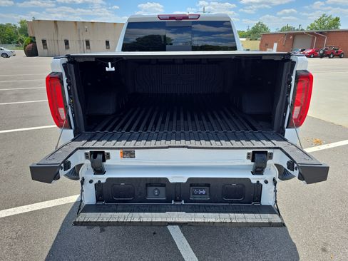 Used 2026 GMC Sierra 1500 AT4 w/ AT4 Premium Package AWD/4WD image 13