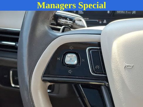 Used 2021 Lincoln Corsair FWD w/ Premium Package image 21