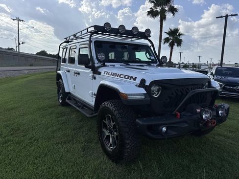 Used 2020 Jeep Wrangler Unlimited Rubicon AWD/4WD image 3