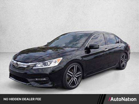 Used 2017 Honda Accord Sport image 1