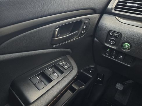 Used 2024 Honda Passport TrailSport image 23
