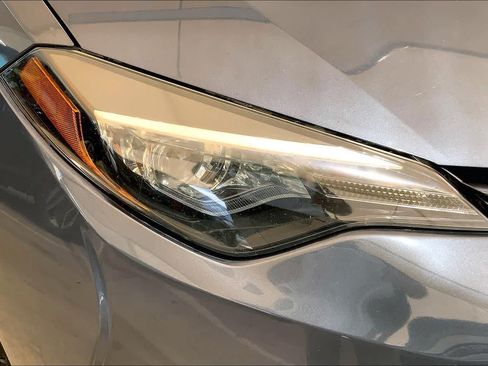 Used 2019 Toyota Corolla LE FWD image 27