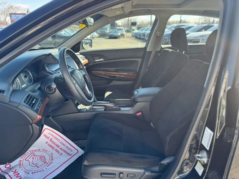 Used 2011 Honda Accord EX image 10