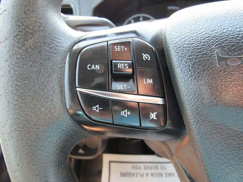 Used 2022 Ford Transit 350 RWD image 32