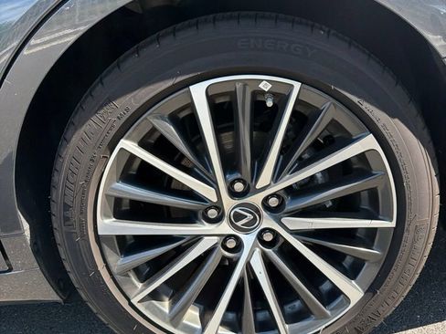 Certified 2025 Lexus ES 350 w/ Premium Package FWD image 18