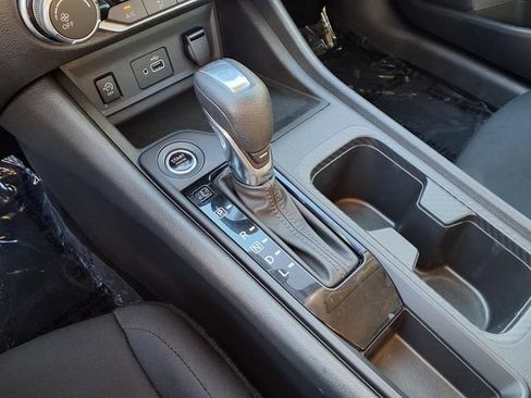 Used 2024 Nissan Sentra S FWD image 9