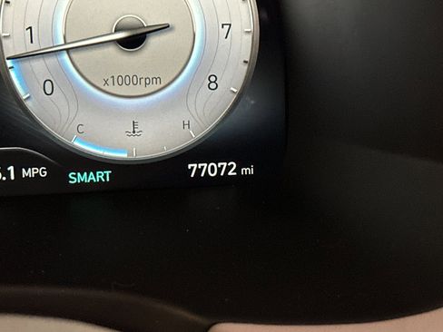 Used 2023 Hyundai Palisade Calligraphy image 26