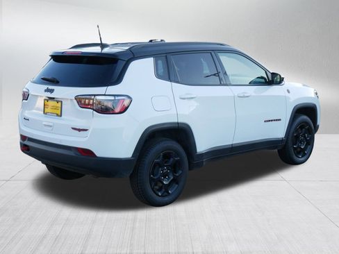 Used 2023 Jeep Compass Trailhawk image 7
