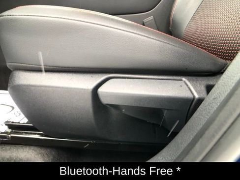 Certified 2025 Nissan Kicks SR w/ Interior Electronics Package image 13