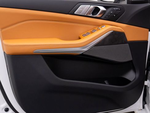 New 2026 BMW X7 xDrive40i image 13