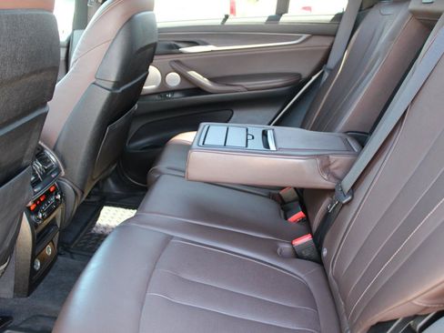 Used 2017 BMW X5 xDrive50i AWD/4WD image 61