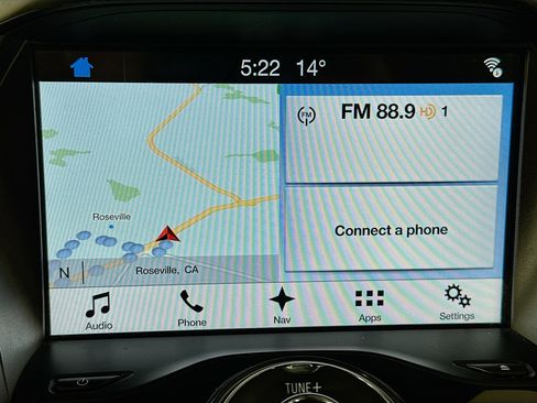 Used 2018 Ford Escape Titanium w/ Ford Safe & Smart Package image 21