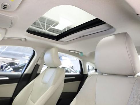 Used 2015 Ford Fusion Titanium FWD image 22