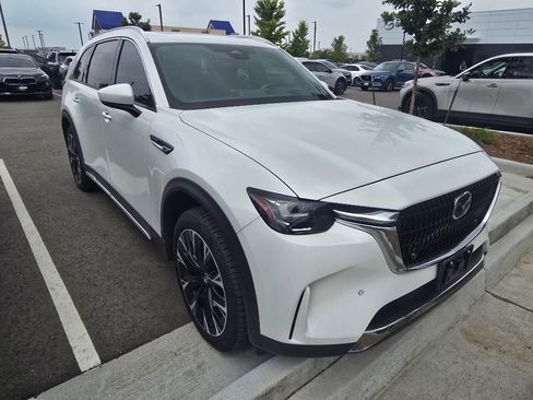 Used 2024 MAZDA CX-90 Plug-In Hybrid w/ Premium Plus AWD/4WD image 16
