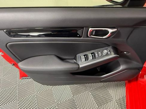 Used 2025 Honda Civic Sport Touring image 14