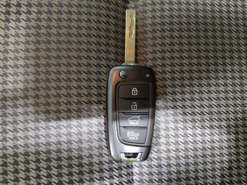 Used 2021 Hyundai Kona SE FWD image 32