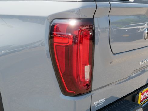 Used 2025 GMC Sierra 1500 Denali Ultimate AWD/4WD image 17
