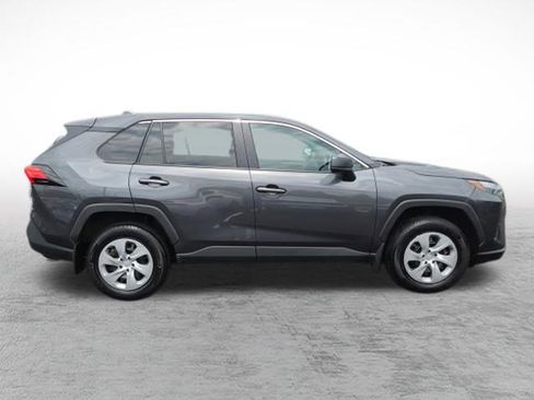 Certified 2024 Toyota RAV4 LE AWD/4WD image 4