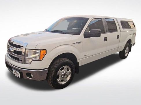 Used 2013 Ford F150 XLT w/ Trailer Tow Pkg image 4