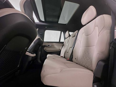 New 2026 Volvo XC90 B6 Core image 22