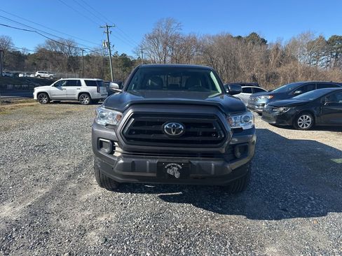 Used 2023 Toyota Tacoma SR image 8