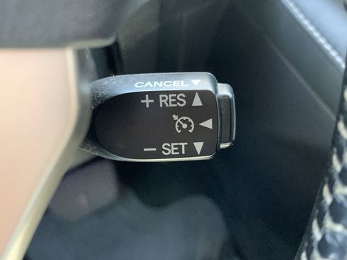 Used 2017 Lexus CT 200h image 19