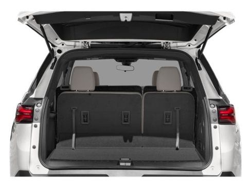 Used 2022 Chevrolet Traverse RS image 15