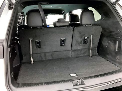 Used 2025 Buick Enclave Sport Touring image 41