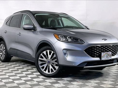 Used 2022 Ford Escape Titanium AWD/4WD image 12