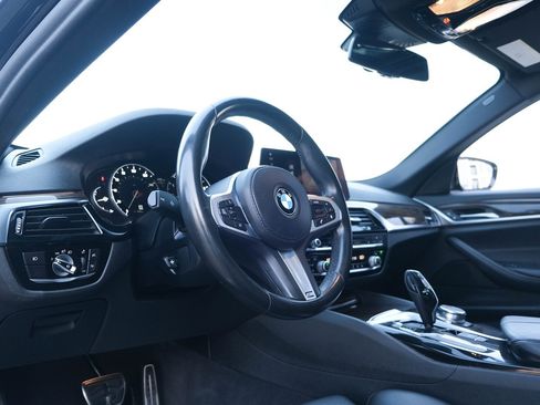 Used 2018 BMW 540i w/ M Sport Package image 14