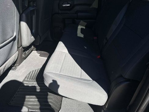 Used 2022 Chevrolet Silverado 1500 LT AWD/4WD image 13