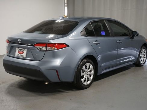 Certified 2025 Toyota Corolla LE image 8