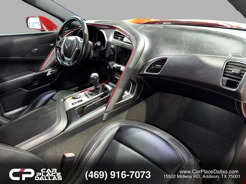 Used 2017 Chevrolet Corvette Stingray Coupe w/ 1LT RWD image 22