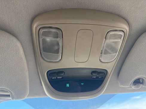 Used 2007 Dodge Ram 2500 Truck SLT image 22