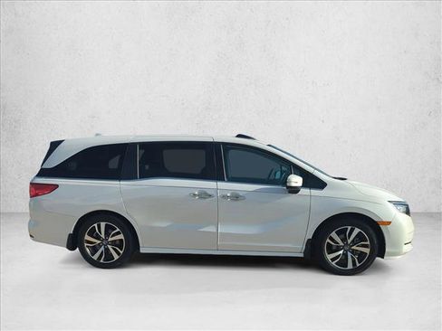 Used 2024 Honda Odyssey Touring image 4