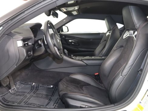 Used 2020 Toyota Supra RWD image 9