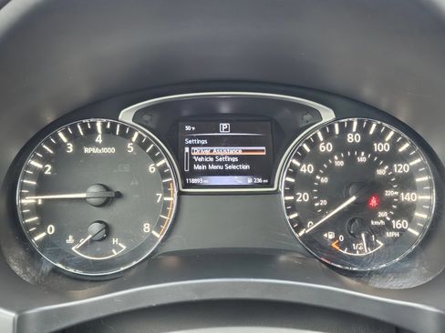 Used 2017 Nissan Altima 2.5 SV FWD image 16