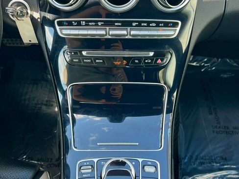 Used 2015 Mercedes-Benz C 300 4MATIC Sedan image 27