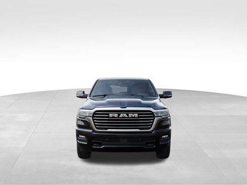 Used 2026 RAM 1500 Laramie AWD/4WD image 7