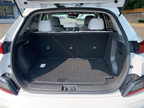 Certified 2023 Hyundai Kona SE w/ Cargo Package FWD image 6