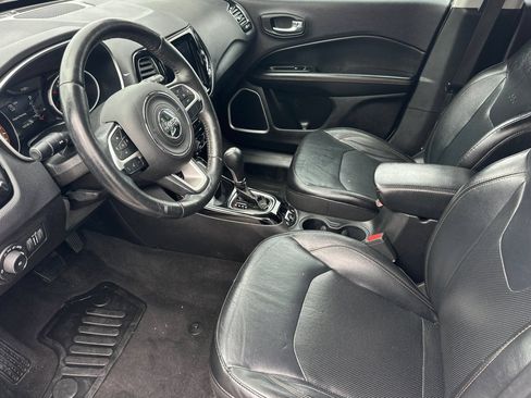 Used 2017 Jeep Compass Limited AWD/4WD image 10