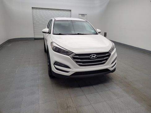 Used 2018 Hyundai Tucson Sport image 14