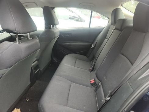 Used 2022 Toyota Corolla LE FWD image 12