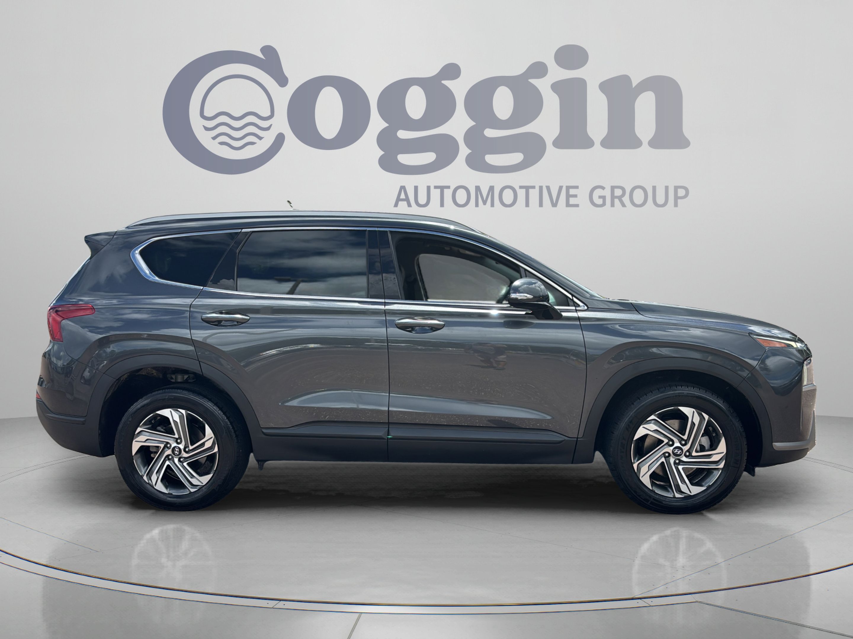 Used 2023 Hyundai Santa Fe SEL FWD image 6